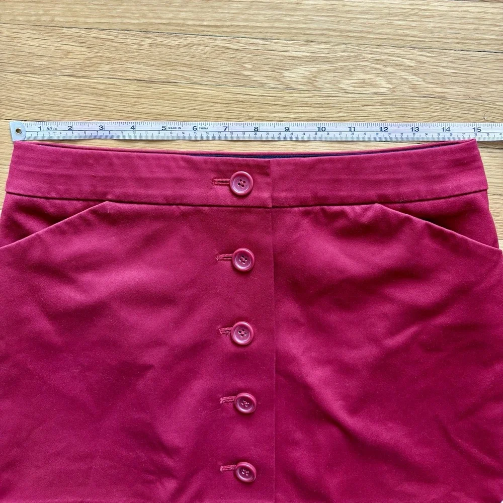 EXPRESS Design Studio Editor Mini Skirt Women's 2 Red Button Front‎ Pockets